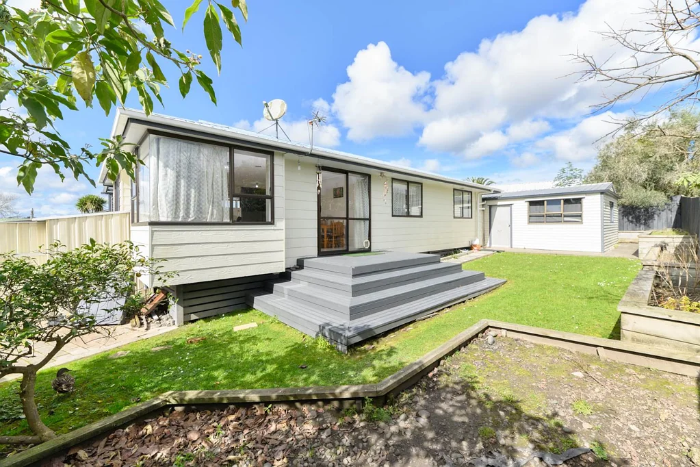 Glen Eden 3chambre FREEHOLD; FREESTANDING; EASY LIVING
