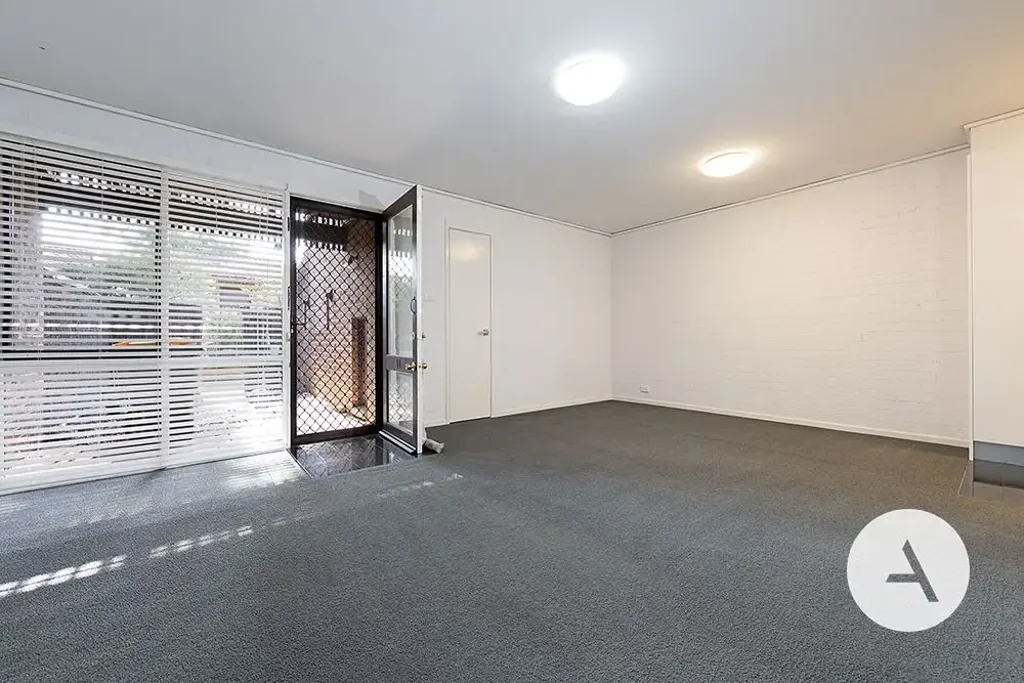 Two Bedroom Apartment in the Heart of Braddon – Prime Location!