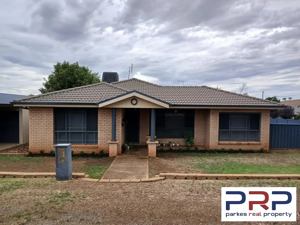 Address Withheld, Parkes, NSW 2870
