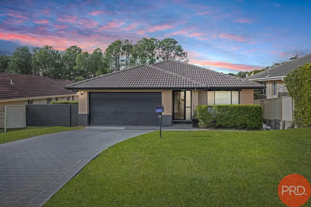 East Maitland 4房  Exceptional Family Residence!