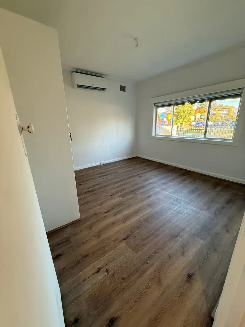 FULLY RENOVATED IN THE HEART OF SUNSHINE!