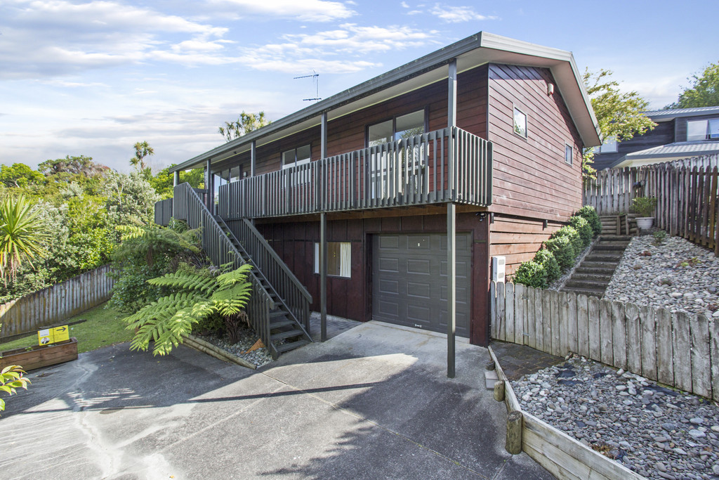 2/9 Jay Court, Botany Downs, Auckland - Manukau, 4 Bedrooms, 2 Bathrooms