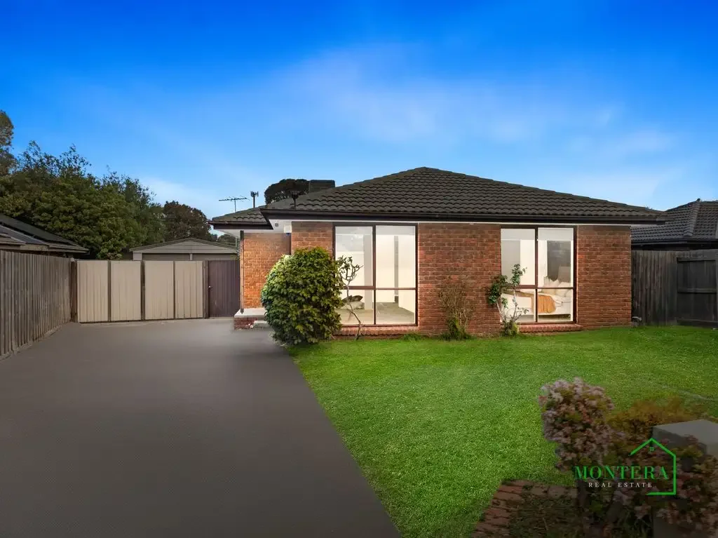 15 Rokeby Crescent, Craigieburn, VIC 3064