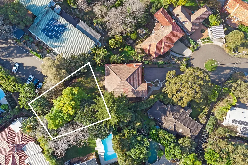Castlecrag 5chambre Vacant land, close to all amenities. Build your dream home.