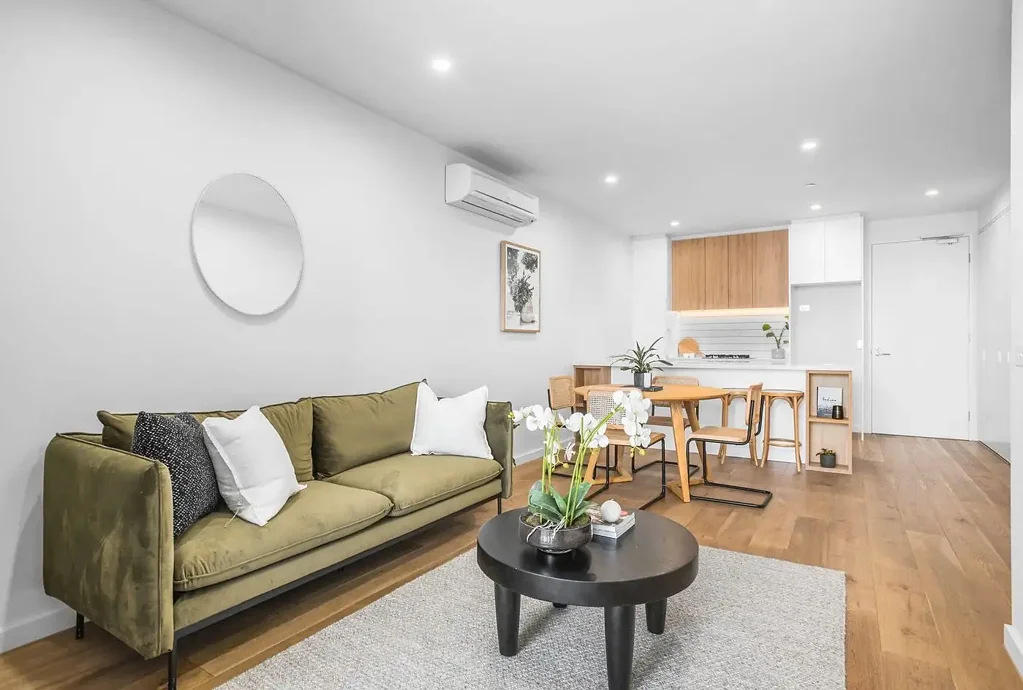 Light-Filled Apartment