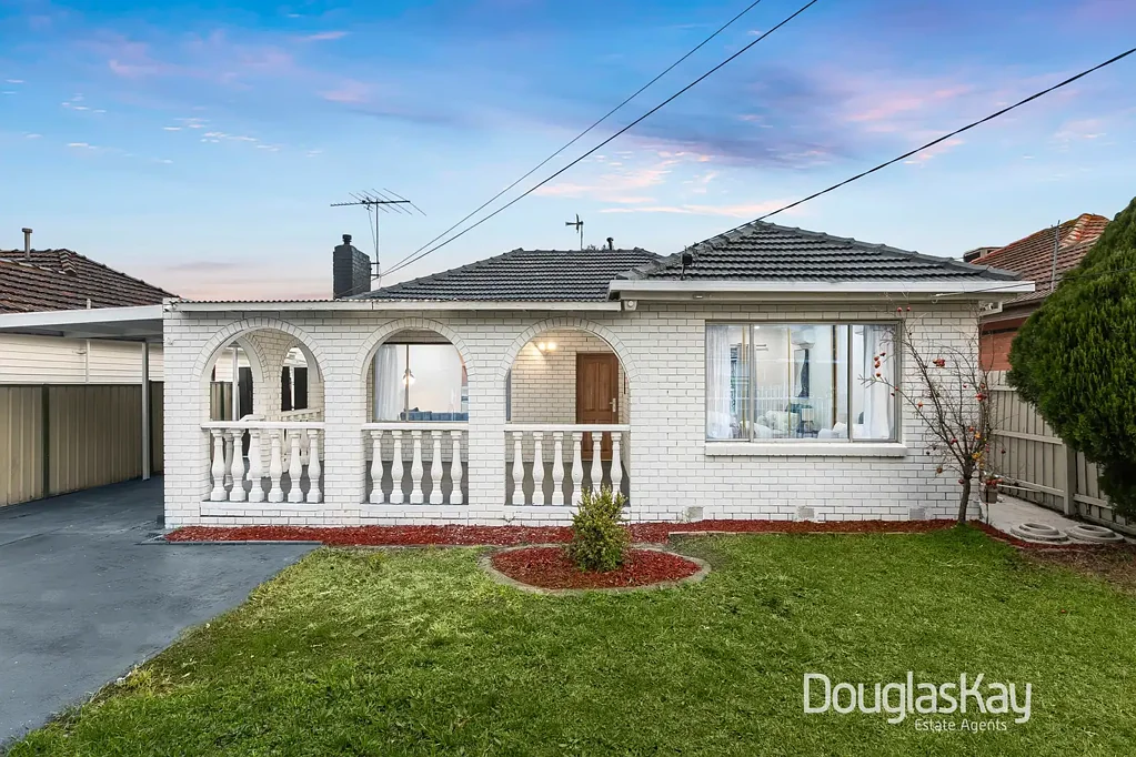 37 Arnold Street, Sunshine West, VIC 3020
