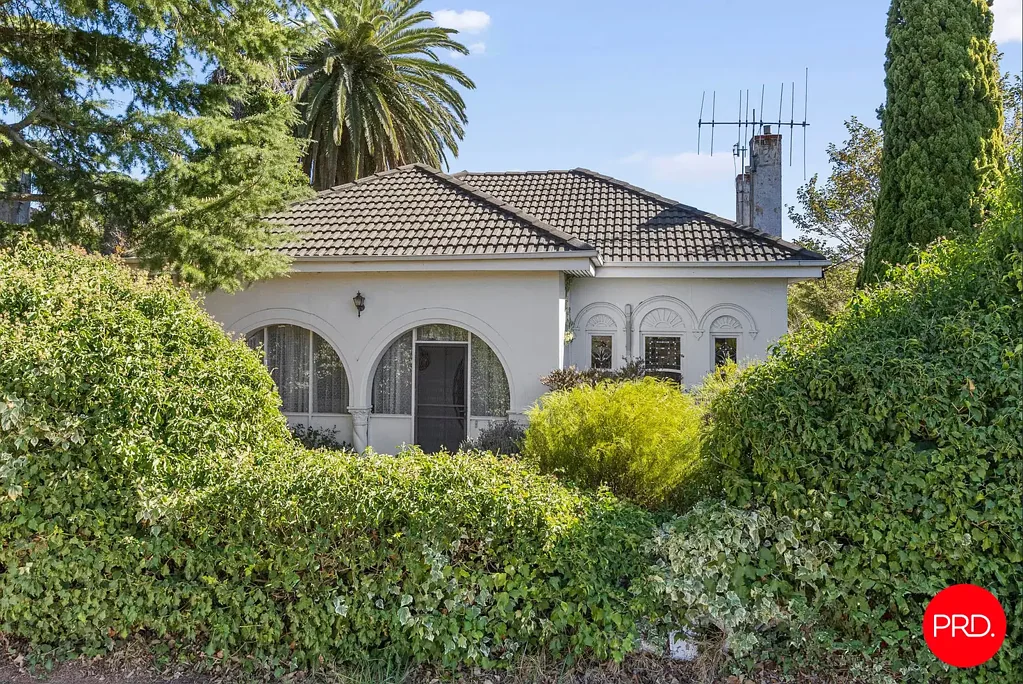 Neat, 3 Bedroom Home!