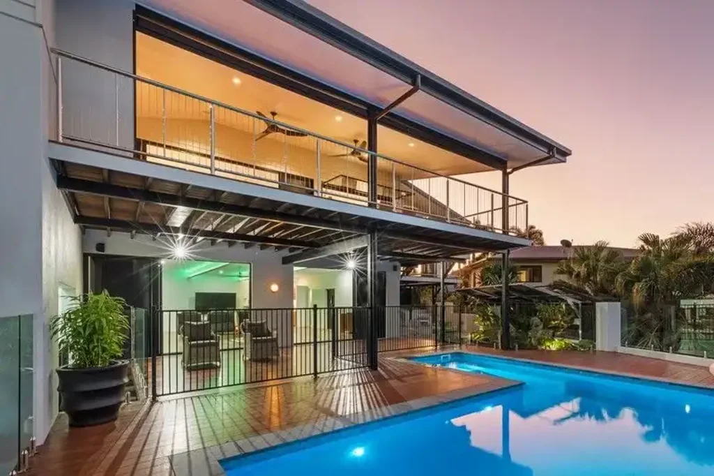 Exclusive Luxury Living in Hayman Views Estate - Furnished
