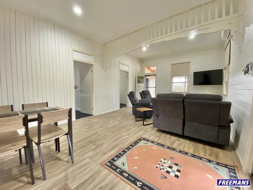 UNIQUE PROPERTY CATERING FOR PROFESSIONALS & BUSINESSES