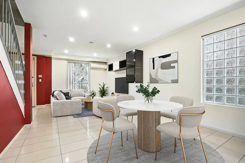 3/8 Carhullen Street, Merrylands, NSW 2160