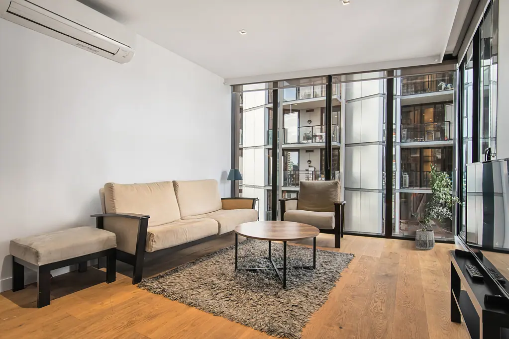 1415/677 La Trobe Street, Docklands, VIC 3008