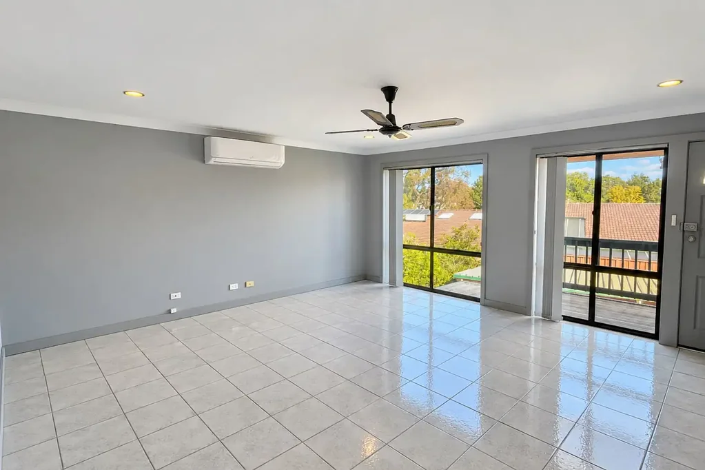 Spacious Two Bedroom Apartment in a Quiet Cul-de-sac