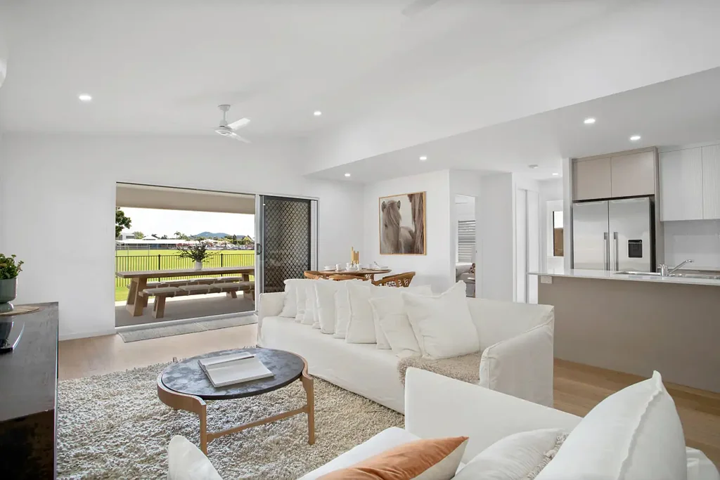 Andergrove 4房  Near-New Home Offering Lifestyle, Location and Investment Appeal in Andergrove Lakes