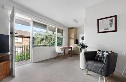 10/8 Campbell Parade, Manly Vale