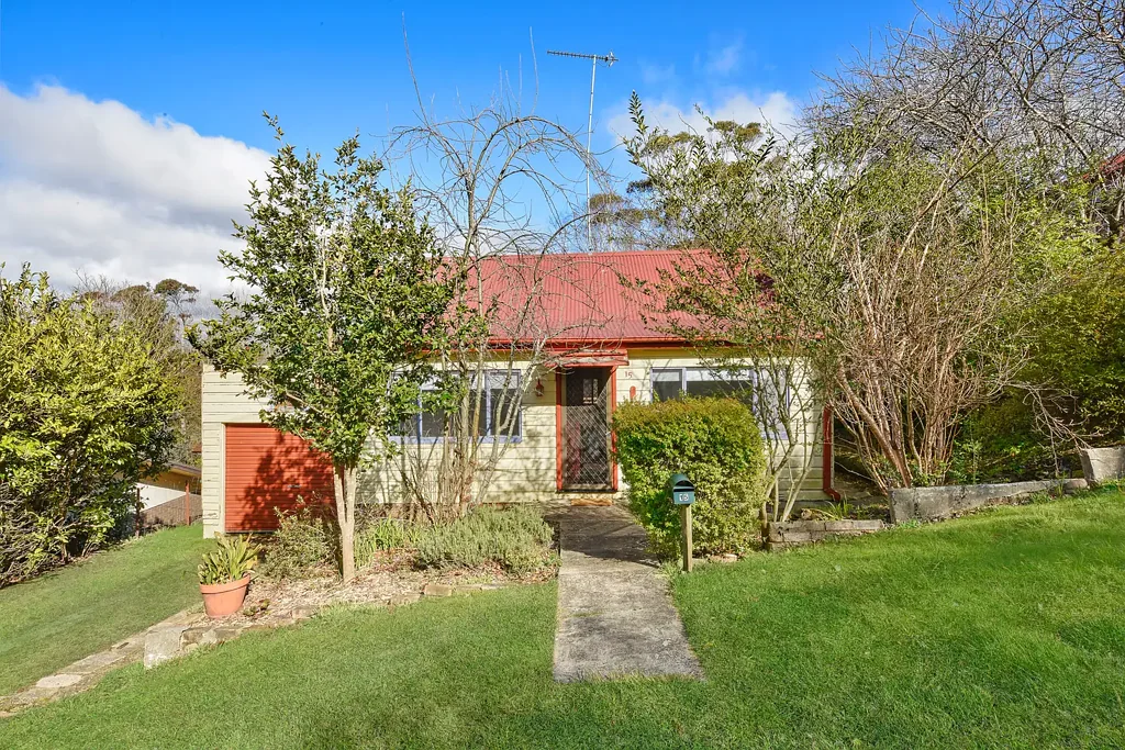 15 Waimea Street, Katoomba, NSW 2780