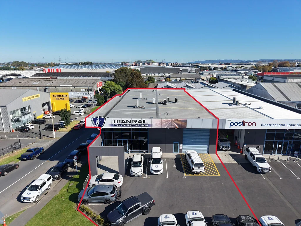 Penrose  A-grade warehouse on corner site