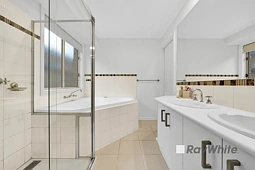 10 Mallett Grove, Lyndhurst