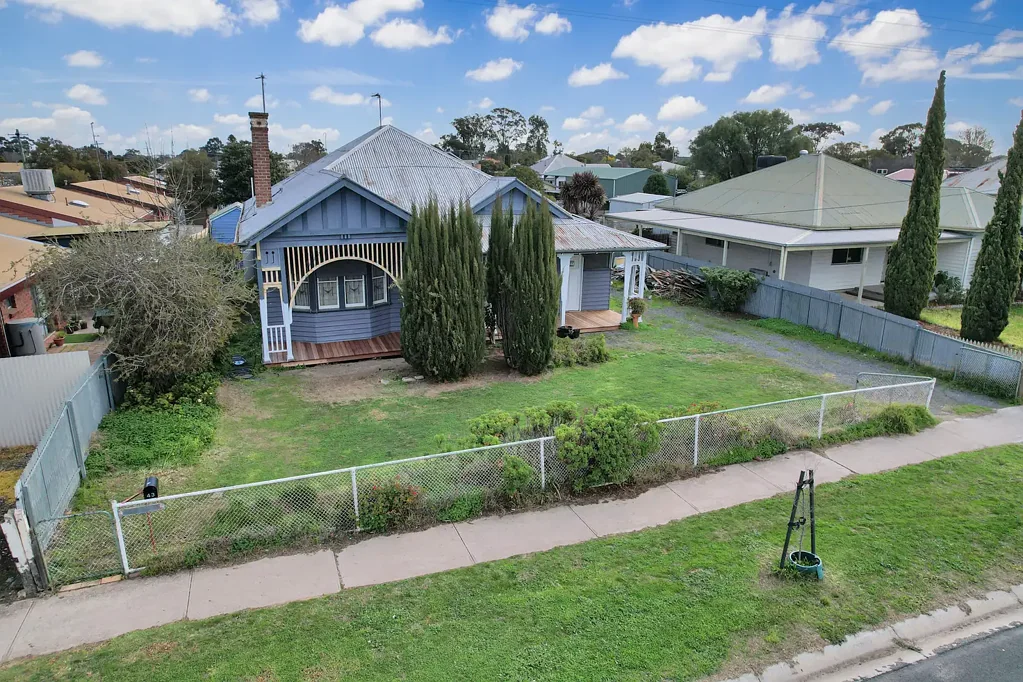 Horsham 3 Bedroom Character & Charm