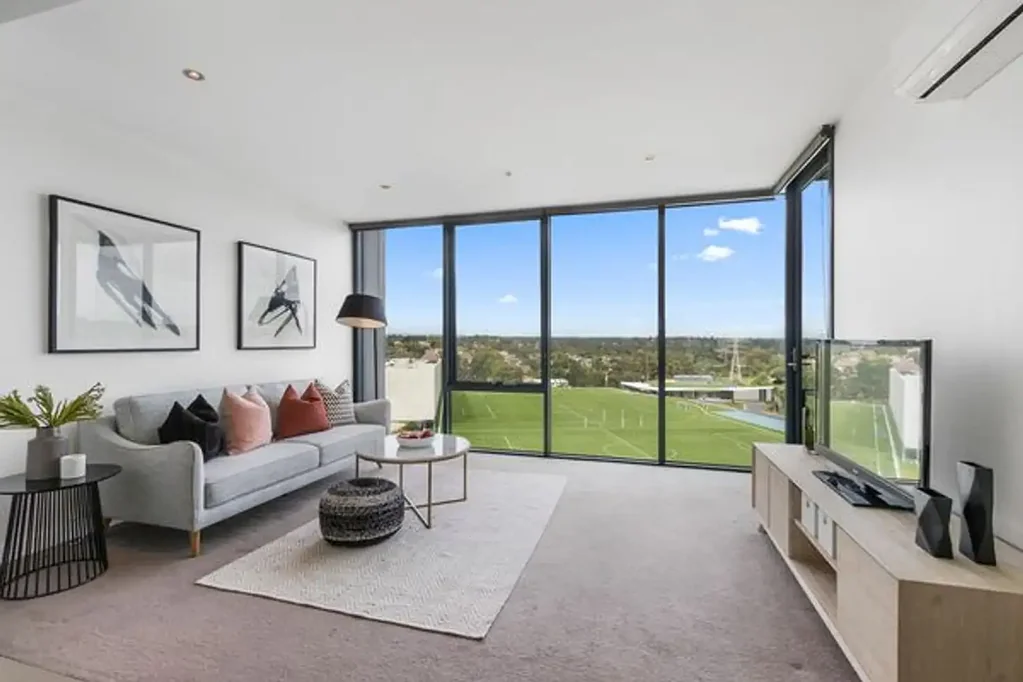 ONE BEDROOM/ STUDY IN THE POPULAR TOORONGA VILLAGE
