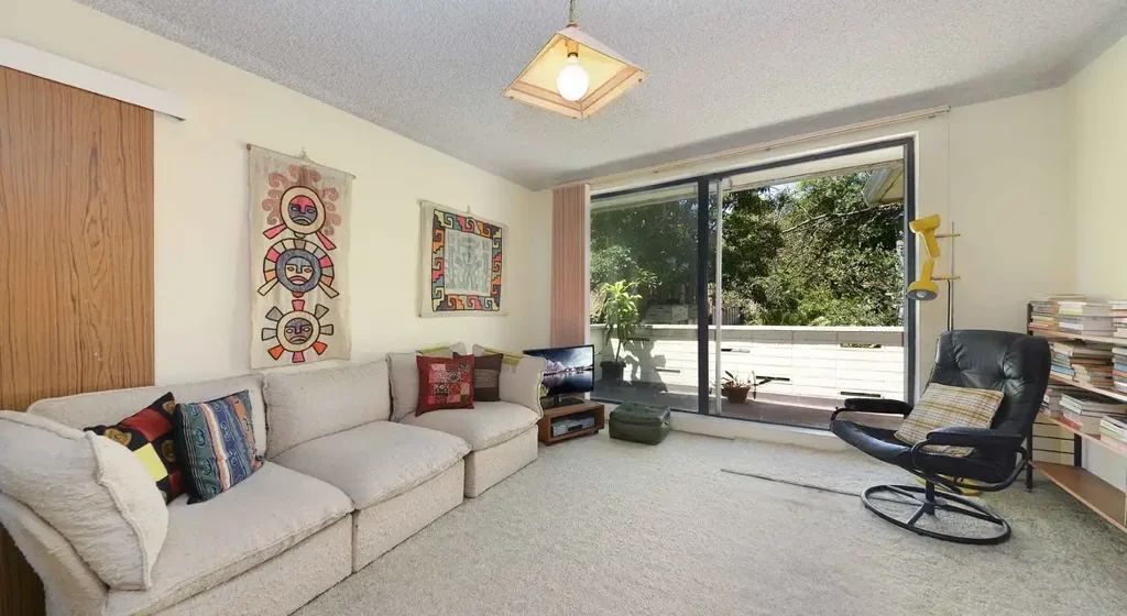 Top Floor Apartment