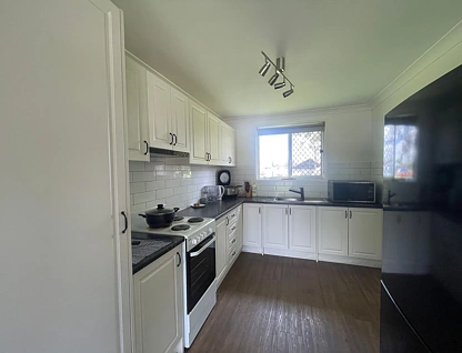 Units 1 & 2/15 Donovan Street, Pittsworth, Darling Downs, 4 ਕਮਰੇ, 2 ਬਾਥਰੂਮ, Apartment