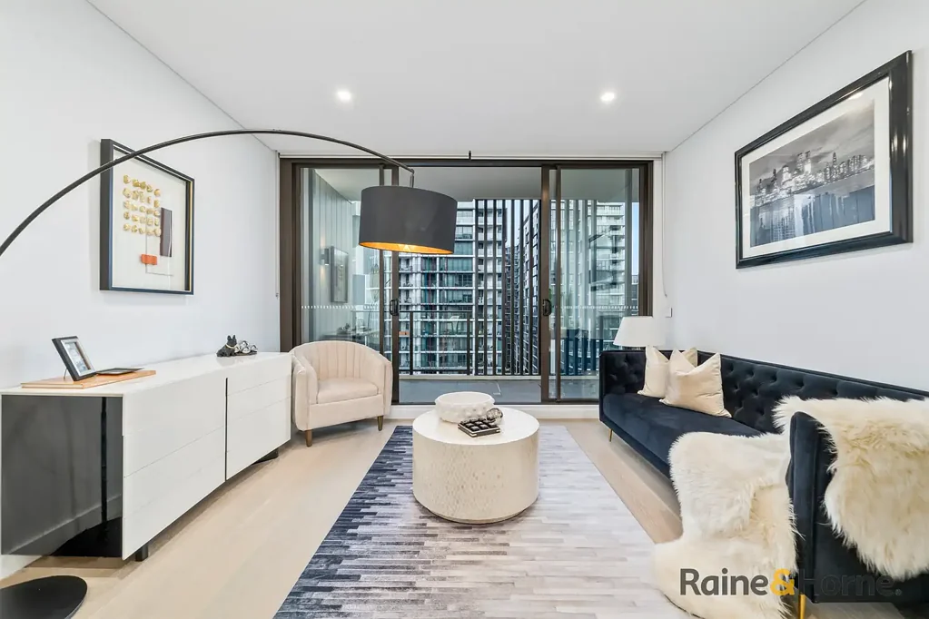 Macquarie Park 2Phòng ngủ Oversized 2-Bedroom + Study | Resort-Style Facilities | Walk to Metro, MQ Centre & Uni