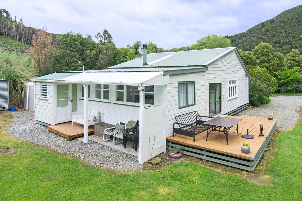 27 Mclaughlin Drive, Tinui, Masterton, 3 Kuwarto, 0 Banyo