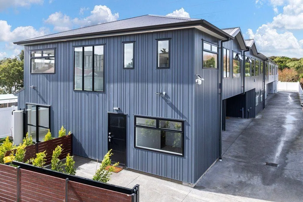 New Lynn 3 Bedroom Affordability With Convenience & Luxury
