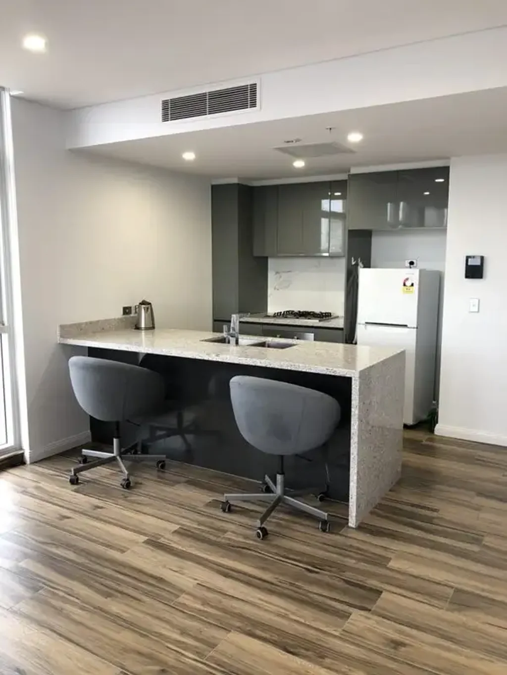 1002/8 ROSE VALLEY WAY, ZETLAND