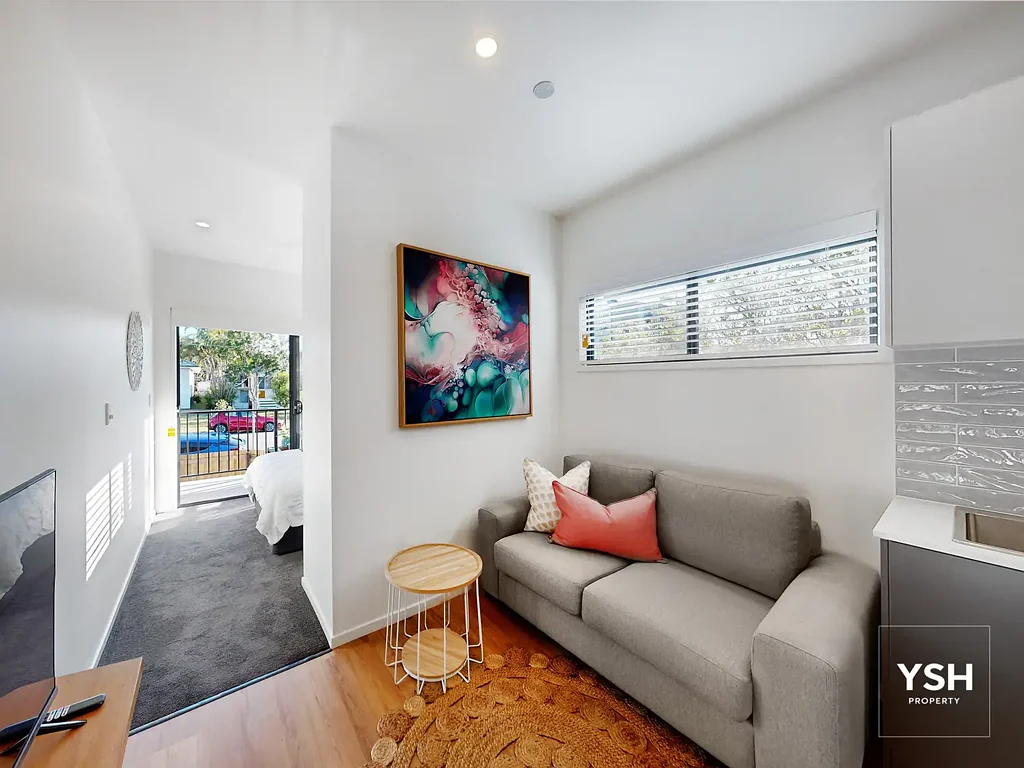 Fully furnished one-bedroom apartments with electricity, NBN, water included!