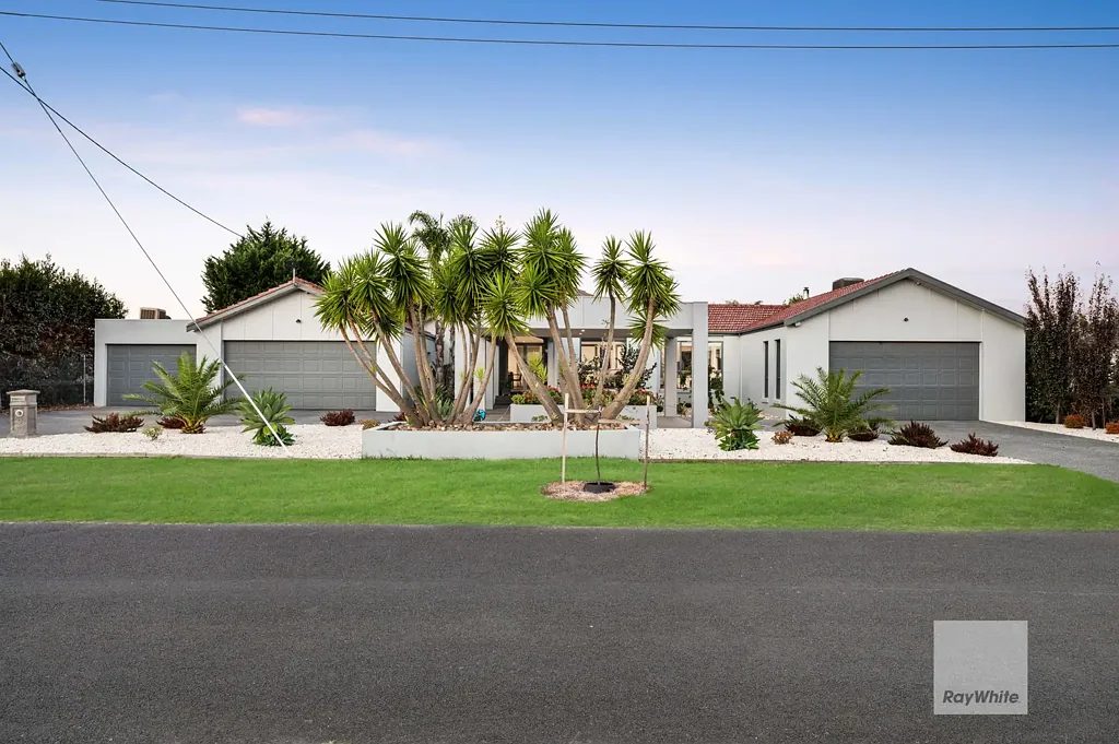 9 Buchanan Place, Greenvale, VIC 3059