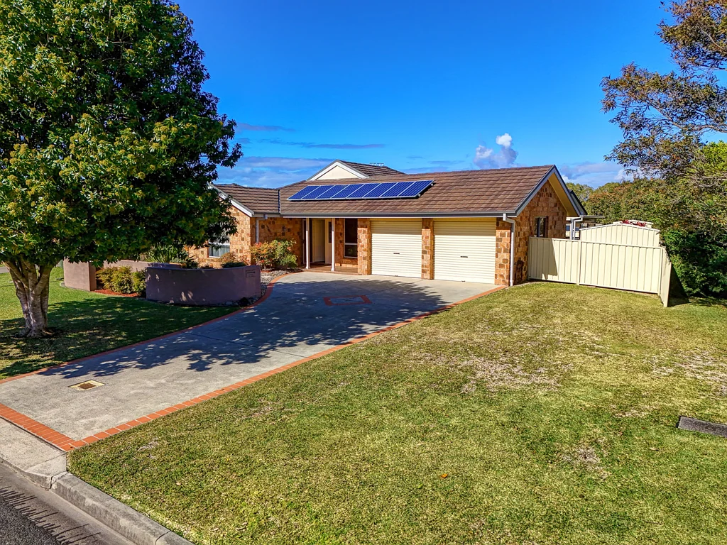 155 The Southern Parkway, Forster, NSW 2428
