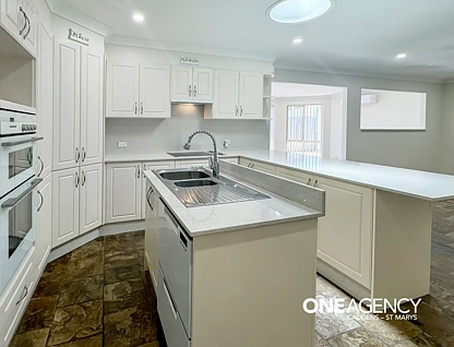 43 Ballybunnion Terrace, Glenmore Park, Outer Western Sydney, 4 phòng ngủ, 1 phòng tắm, House