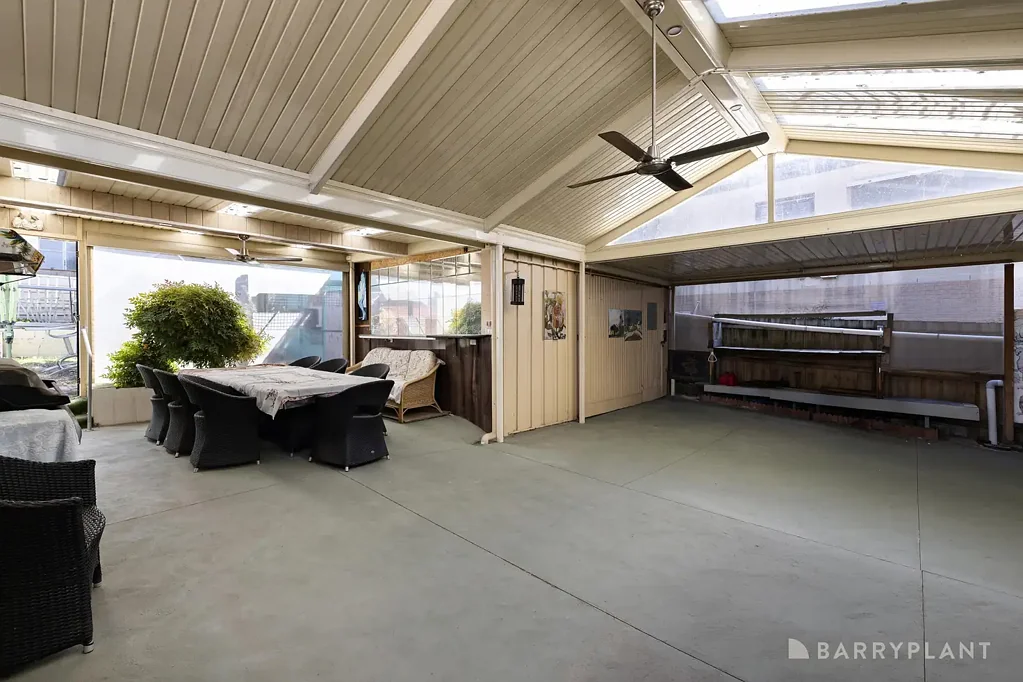 Bulleen 2Habitaciones Charming Single-Level Living with Exciting Future Potential