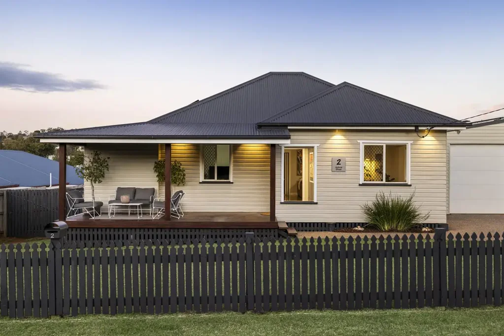 2 Jackson Street, Centenary Heights, QLD 4350