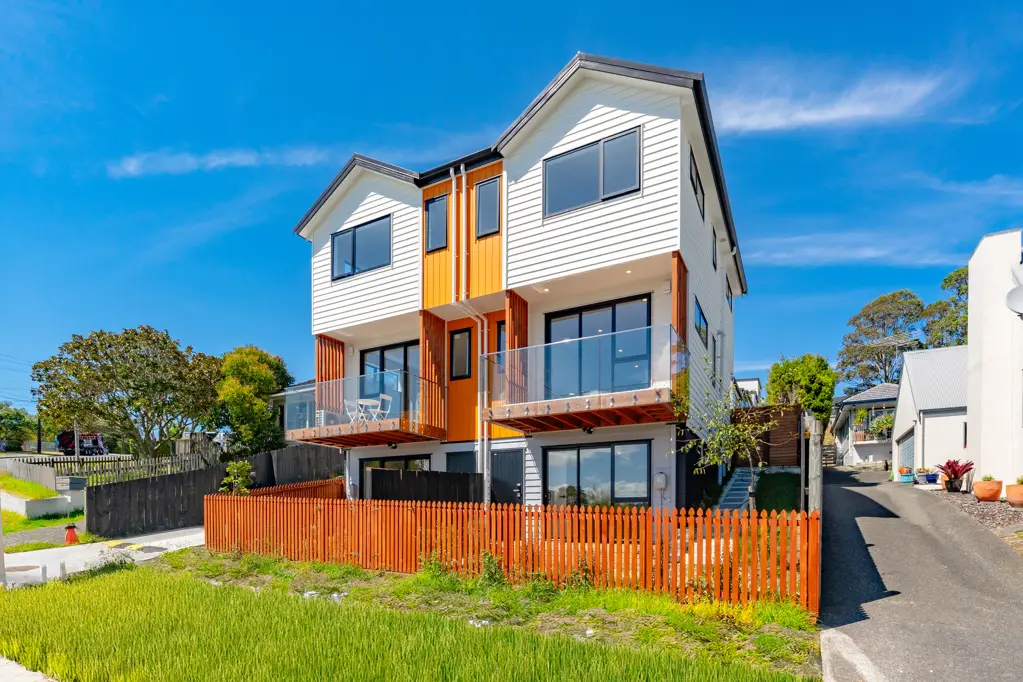 Torbay 3 Bedroom Brand-New, Sun-Drenched & Stylish