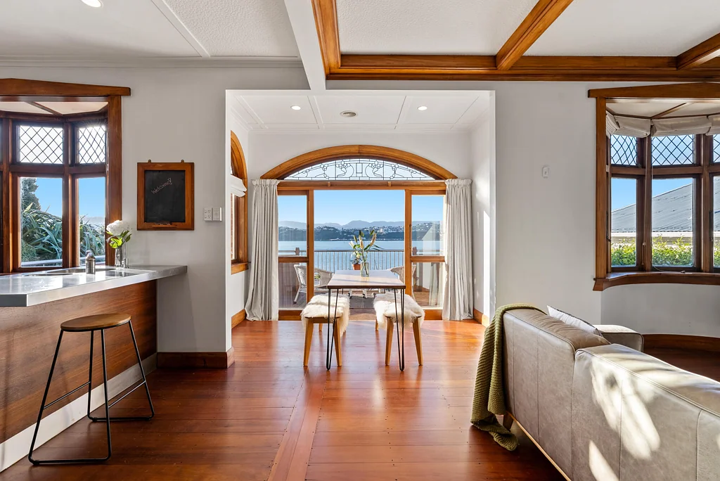 Hataitai 3 Bedroom EVERY DAY BEGINS WITH THE VIEW