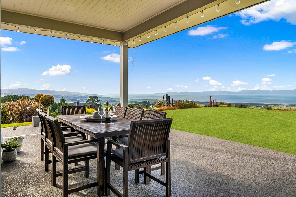 Miranda 4બેડરૂમ Coastal Sanctuary: Elevated Living Above Firth...