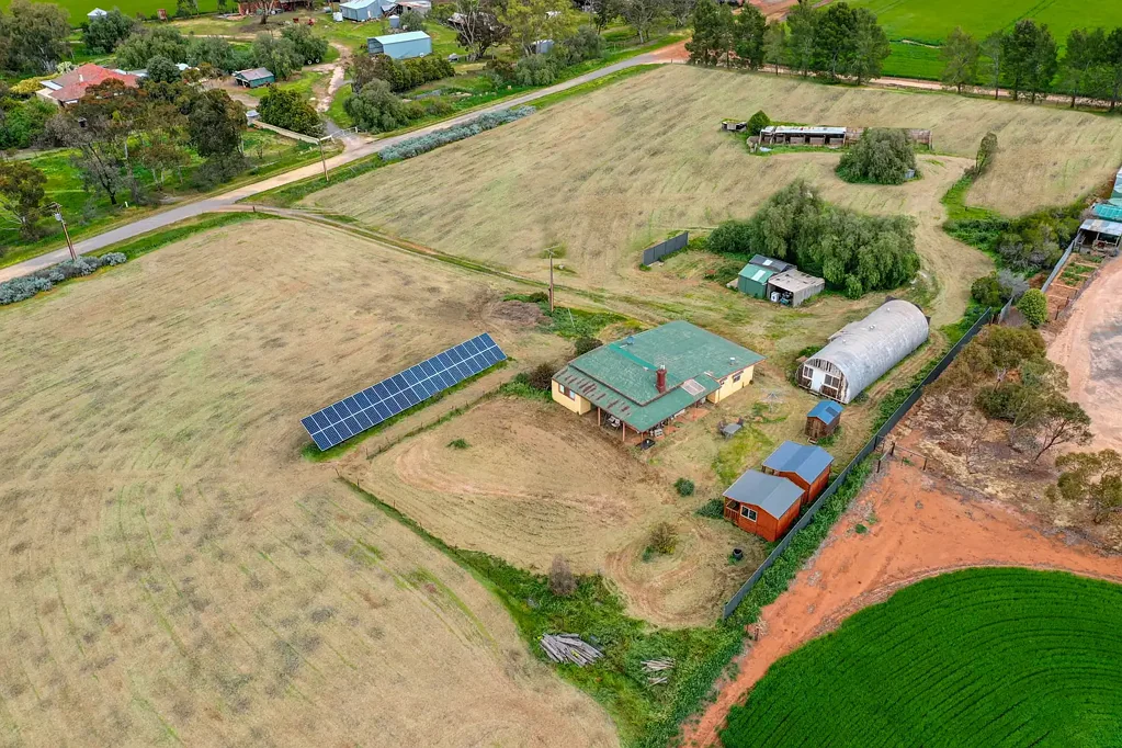 14 Schirmer Road, Saddleworth, SA 5413