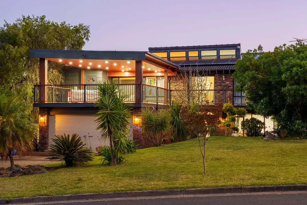 4 Amaroo Avenue, Blaxland, NSW 2774