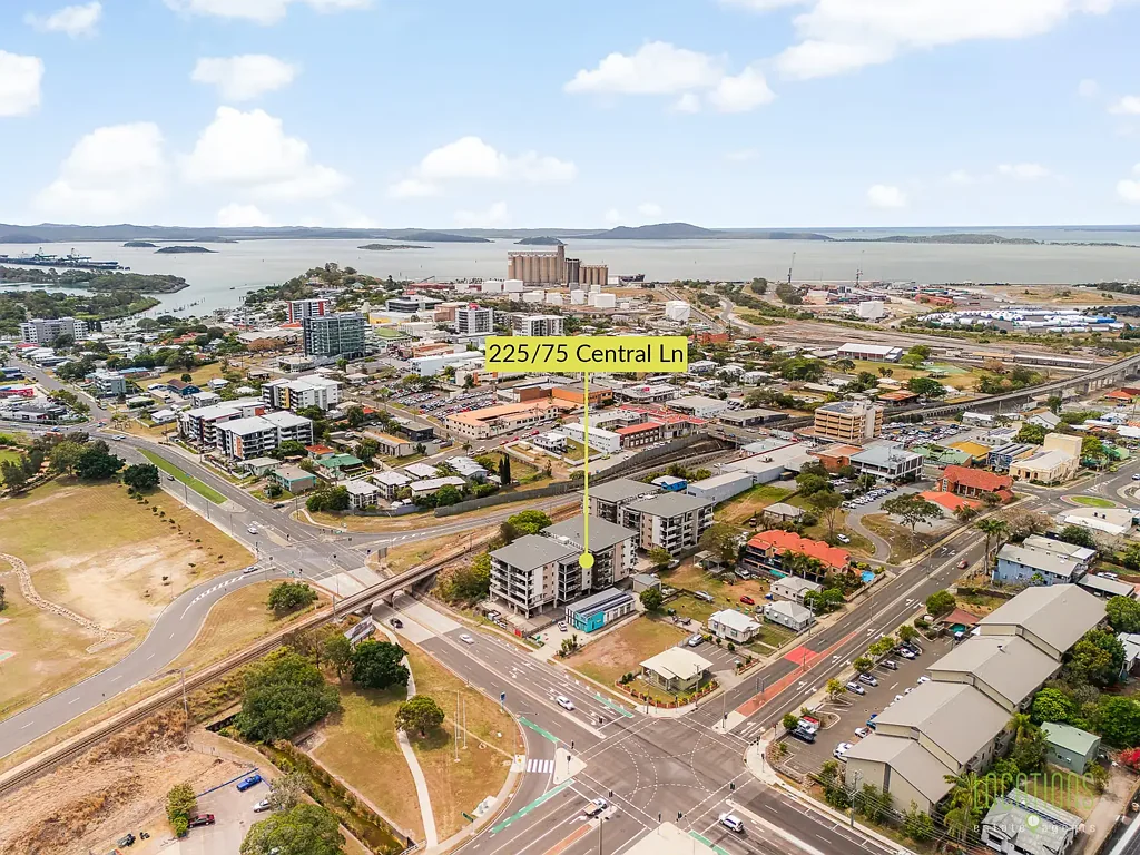 225/75 Central Lane, Gladstone Central, QLD 4680