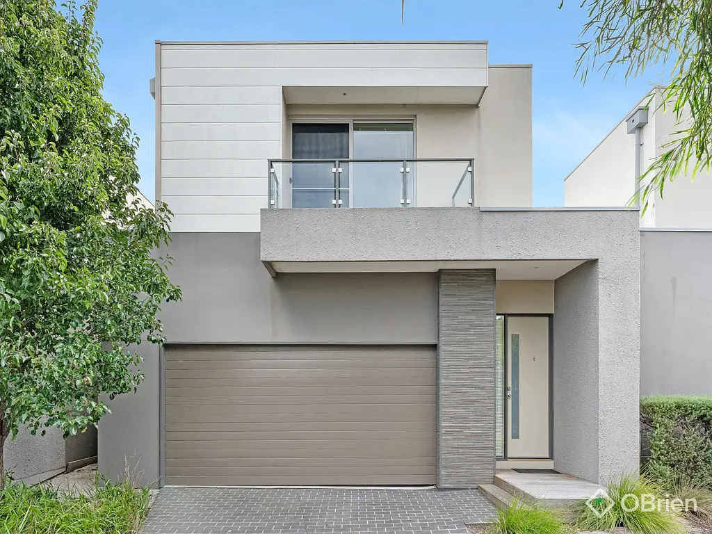 Modern Comfort in a Tranquil Parkland Setting