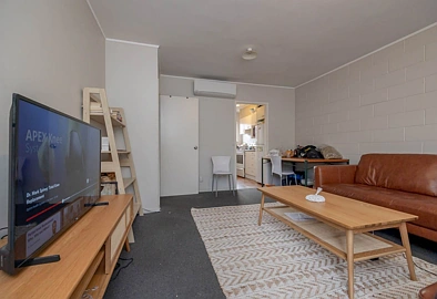2 Bedroom within walking distance to Eden Park