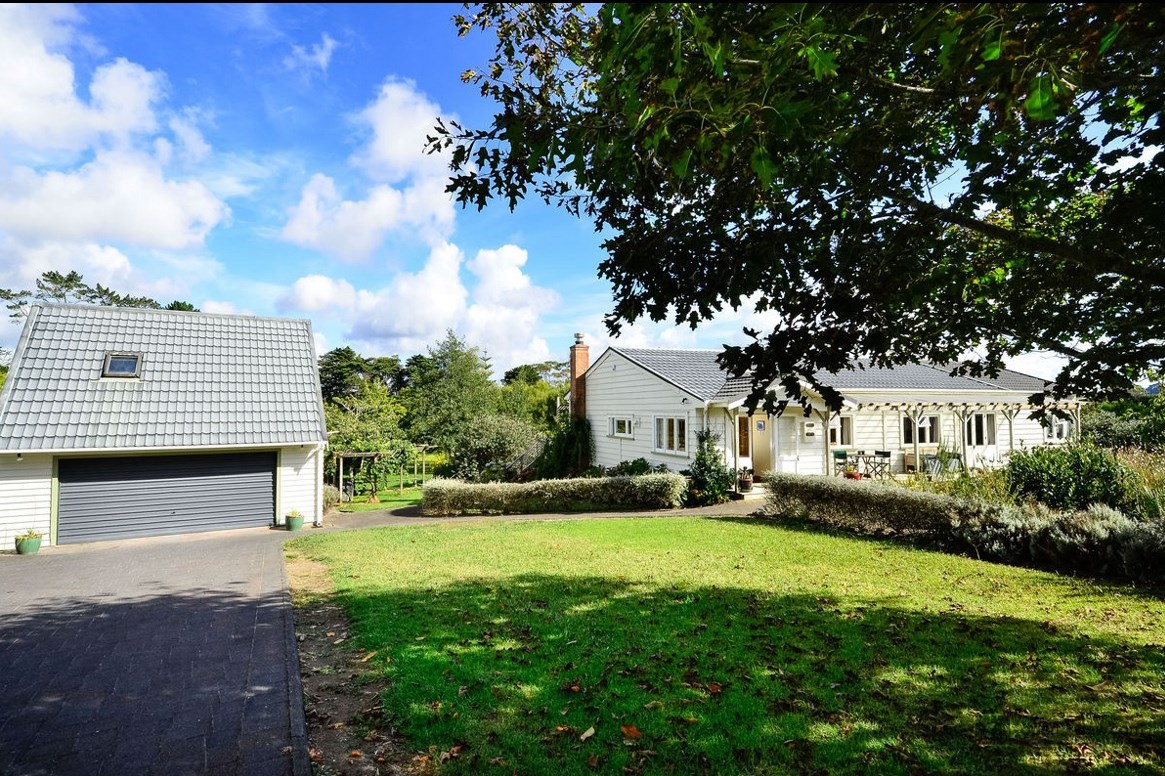 4 Bristol Road, Whenuapai, Auckland - Waitakere, 4 habitaciones, 2 baños