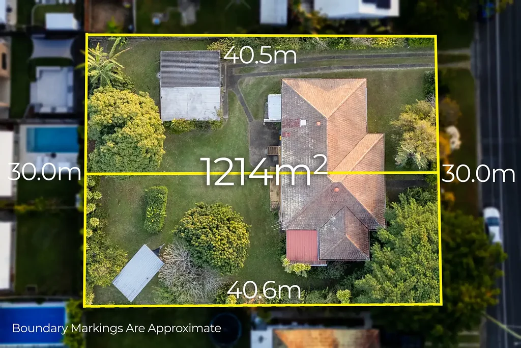 Wynnum 3ห้องนอน Opportunity Knocks - Double Block on 1,214m2