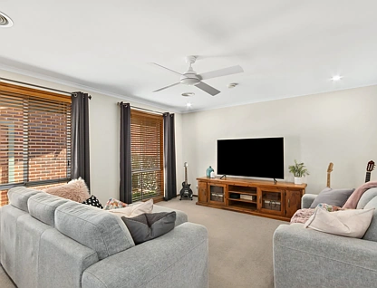 25 Enid Lorimer Circuit, Chisholm, Tuggeranong District, 4房, 2浴, House