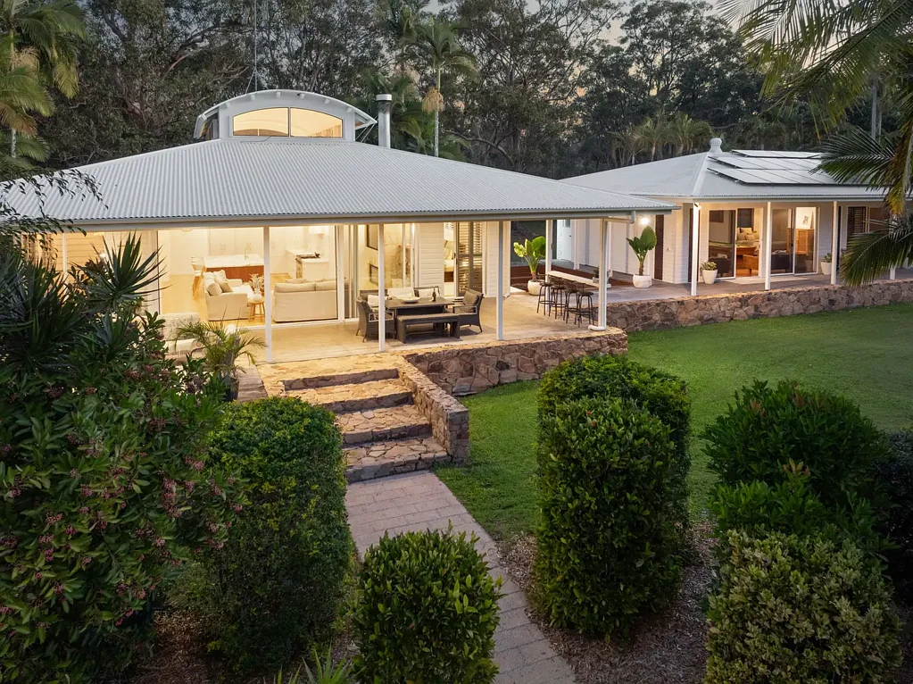 Noosa North Shore 5 Slaapkamer Beach Stone House | A Private Resort Lifestyle on Noosa North Shore