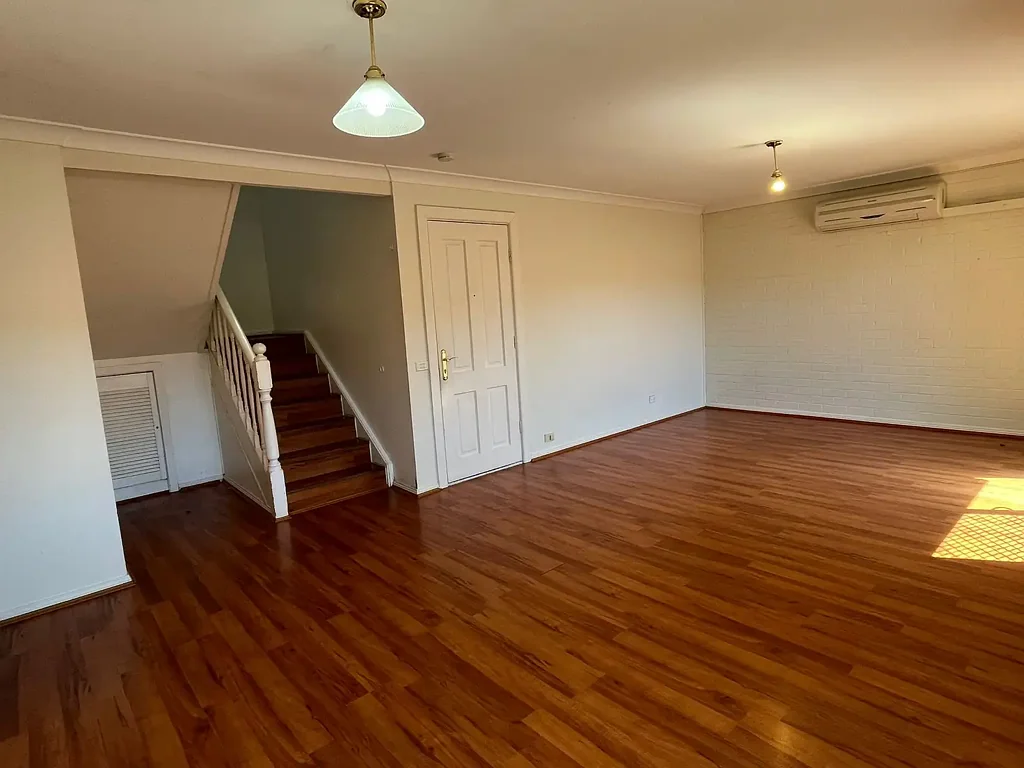 Neat & Tidy Townhouse in a Convenient Location