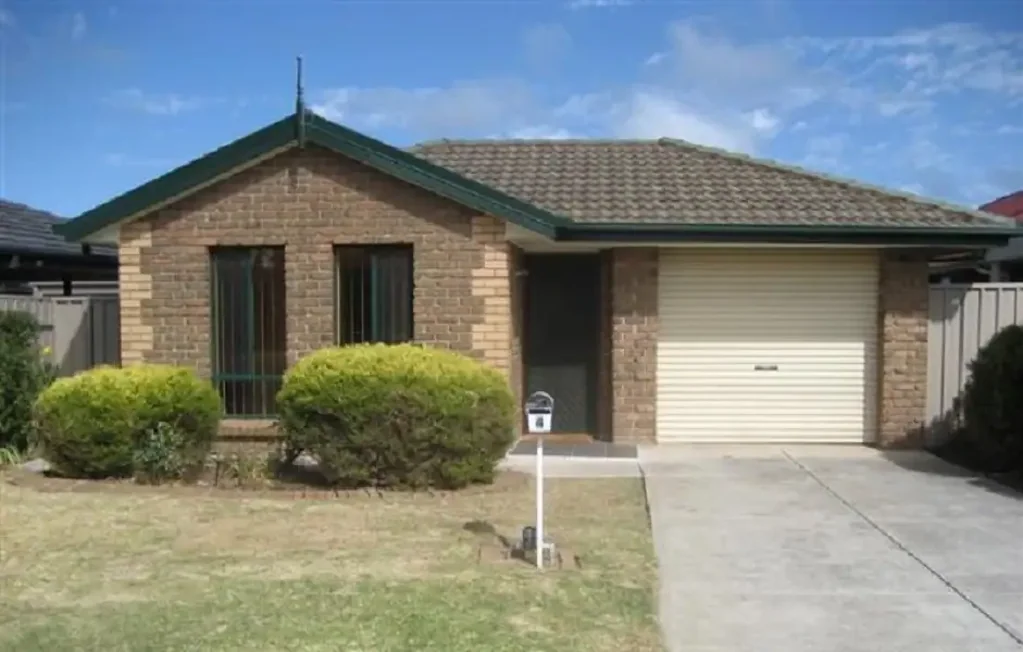 Comfortable Family Living in a lovely Cul-de-Sac