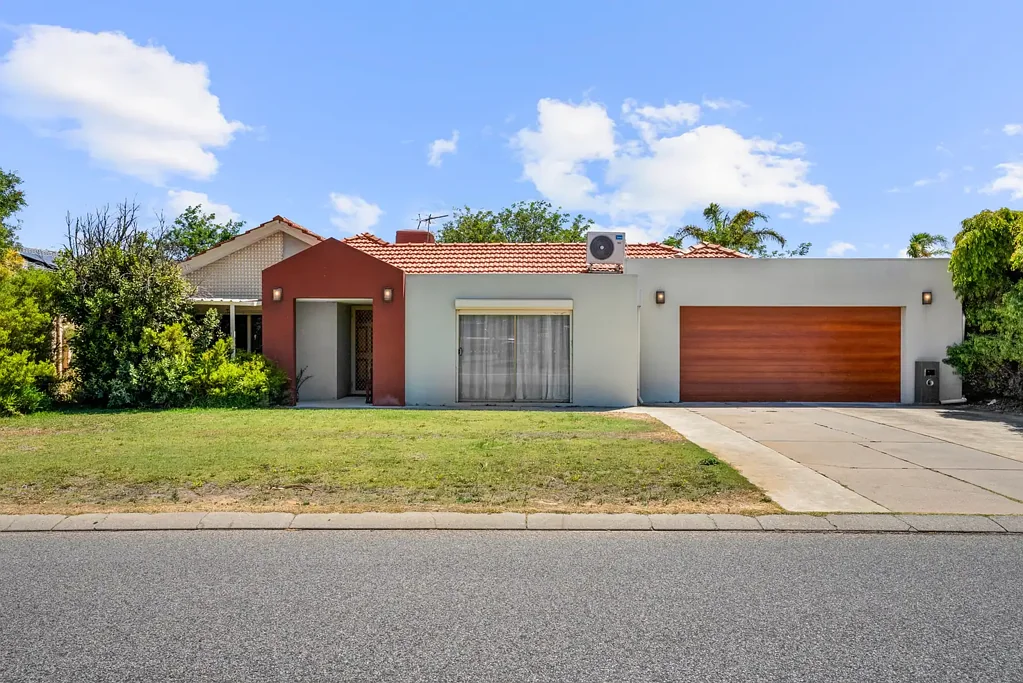 8 Cocos Court, Warnbro, WA 6169